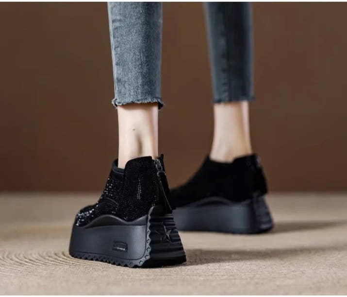 Women's Thick Sole Sports Shoes