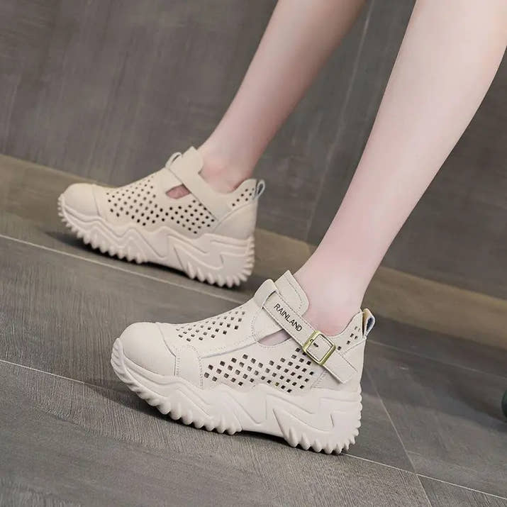 Comfortable And Breathable Women's Thick Soles Sandals